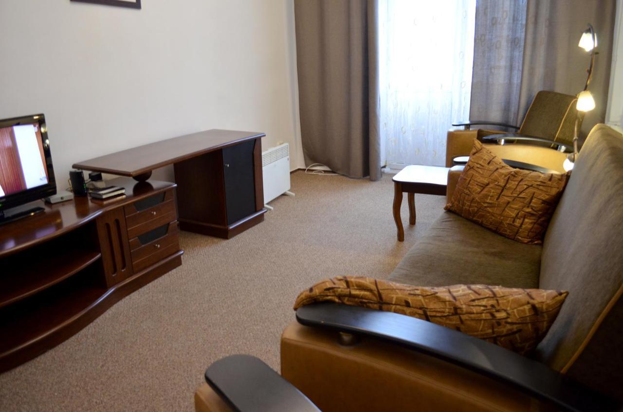 Chapayev Apartments Kiev Esterno foto
