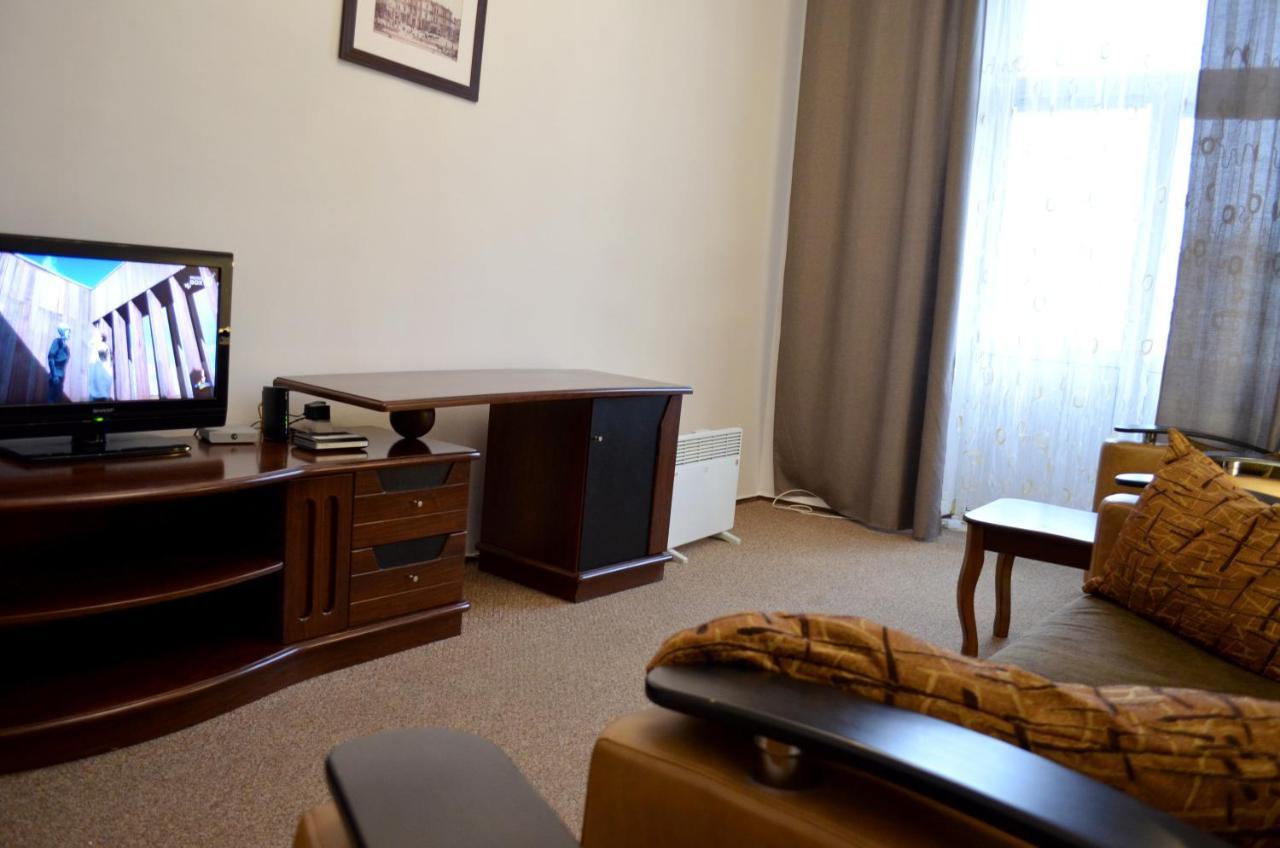 Chapayev Apartments Kiev Esterno foto